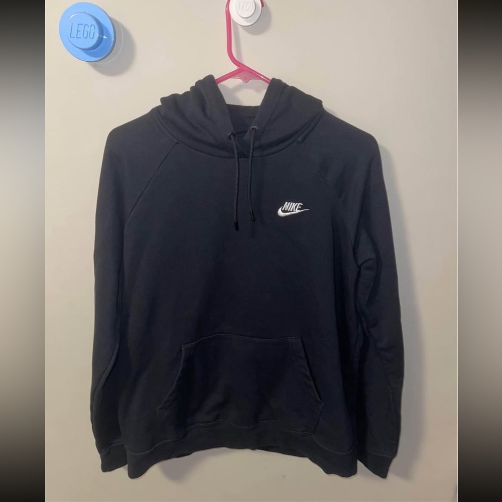 Nike - Black Pullover Hoodie